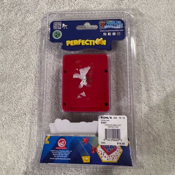 Worlds Smallest Perfection Game New in Box - Picture 2 of 2